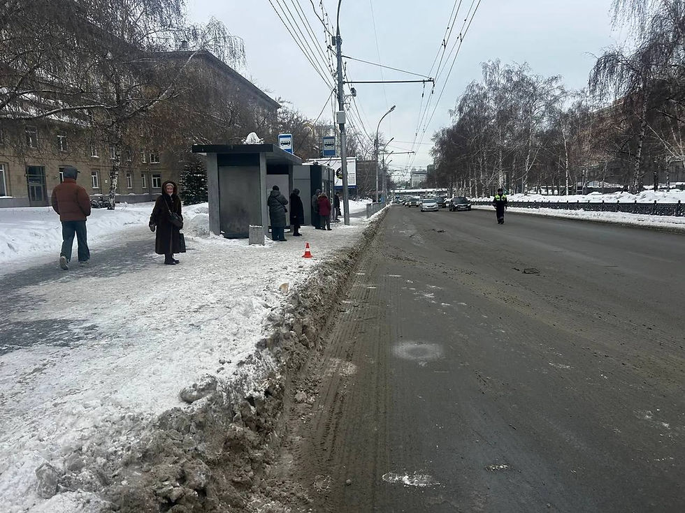 Поездка до больницы: водитель в Новосибирске «уронил» ребенка на ходу