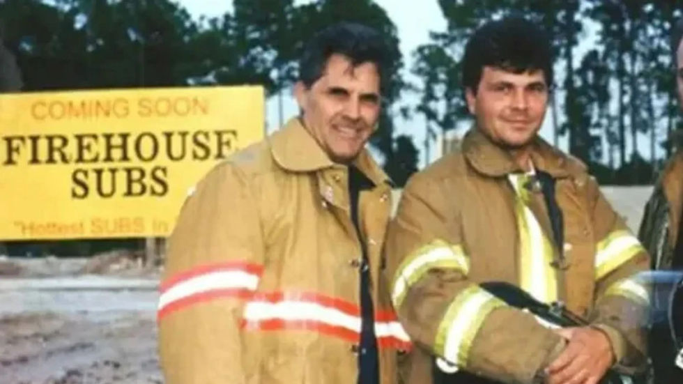 Умер сооснователь Firehouse Subs Крис Соренсен, построивший сеть сэндвичных за $1 млрд