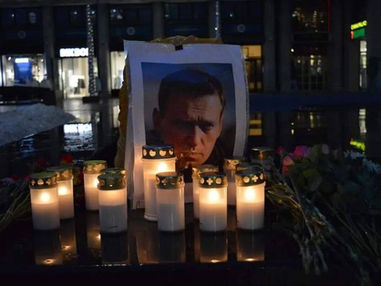 Европа обвинила Кремль в убийстве Навального, МИД РФ называет это "вбросом"