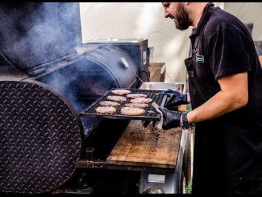 Организация выездного барбекю в Москве и области — кейтеринг под ключ для любого мероприятия