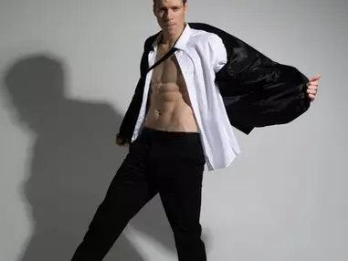 Актер Кузьма Сапрыкин устроил истерику на съемках