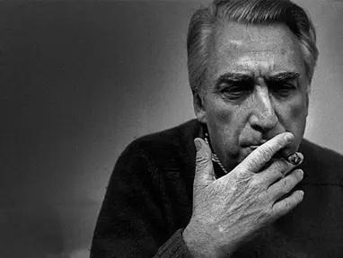 Лабиринт письма: как Ролан Барт провозгласил «смерть автора» и изменил литературу