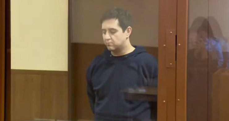 Московского блогера, которого похищали чеченцы, приговорили к пяти годам за экстремизм и «оскорбление Бога»