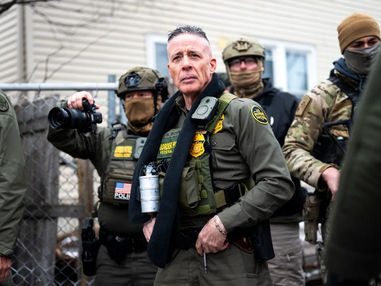 Хаос в Миннеаполисе: убийство медбрата федералами вызвало бурю протестов