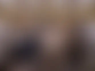 Скульптор из Огайо удерживает позолоченную статую Трампа из-за долга