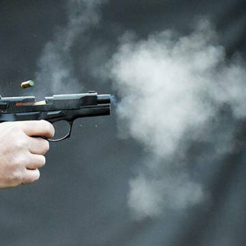 Эхо бандитского Петербурга: адвоката-«решалу» задержали за стрельбу в лифте