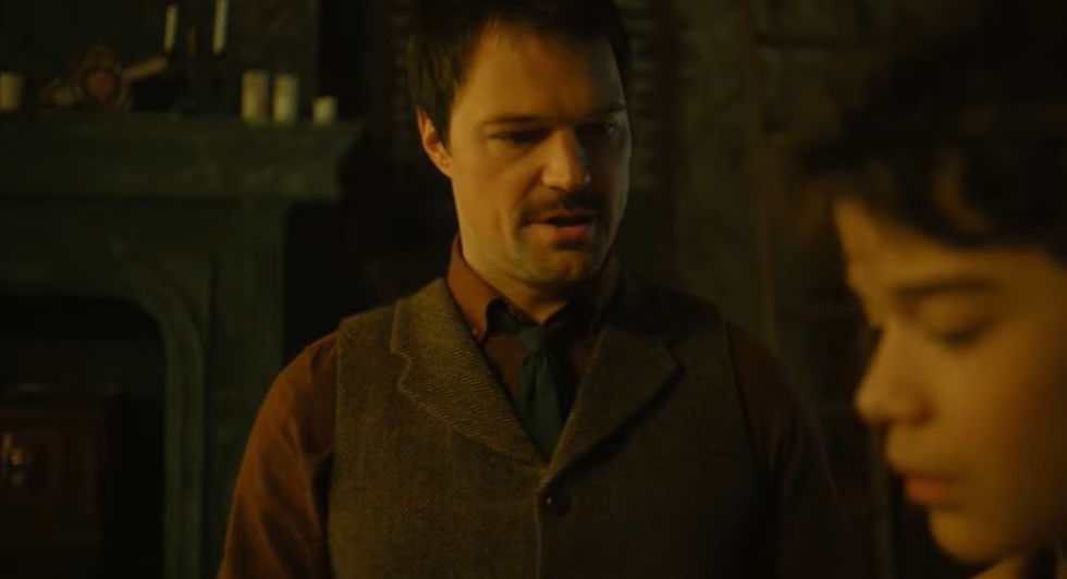 Данила Козловский, "Бар Один звонок"