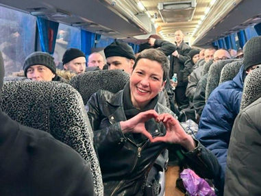 В Беларуси выпущены на свободу политзаключенные, среди них - Мария Колесникова и Виктор Бабарико