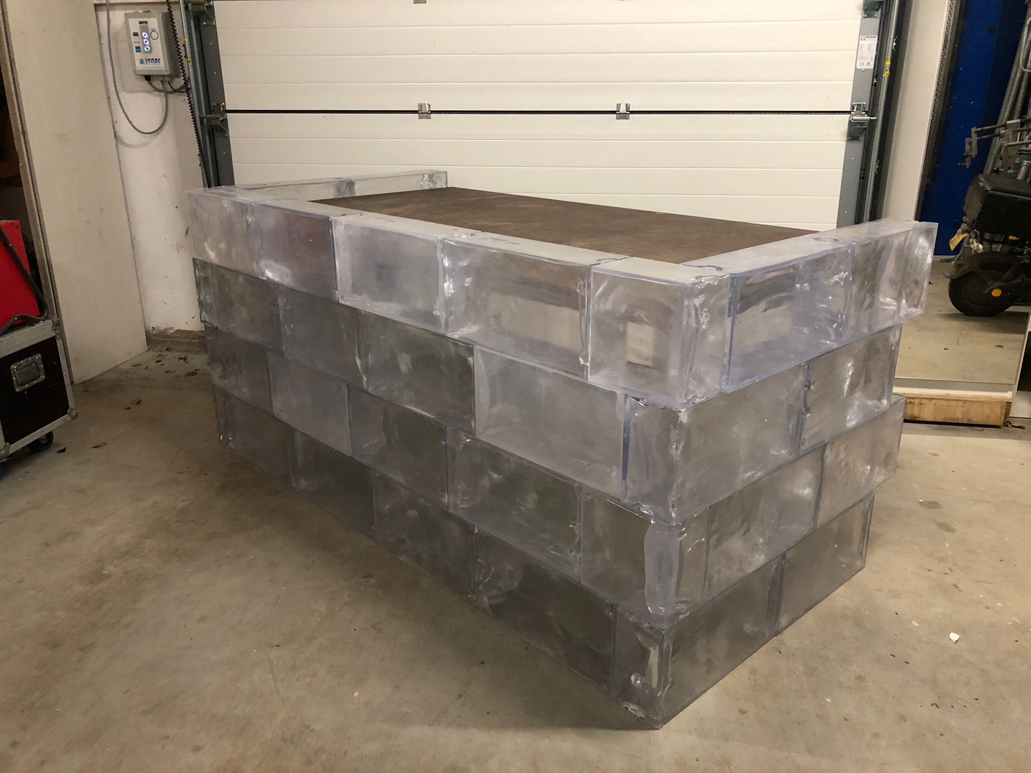 IJsblokken - DJ Booth