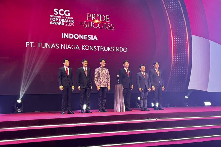 Tunas mendapat kepercayaan sebagai distributor semen top dari salah satu merek semen terkemuka, SCG.