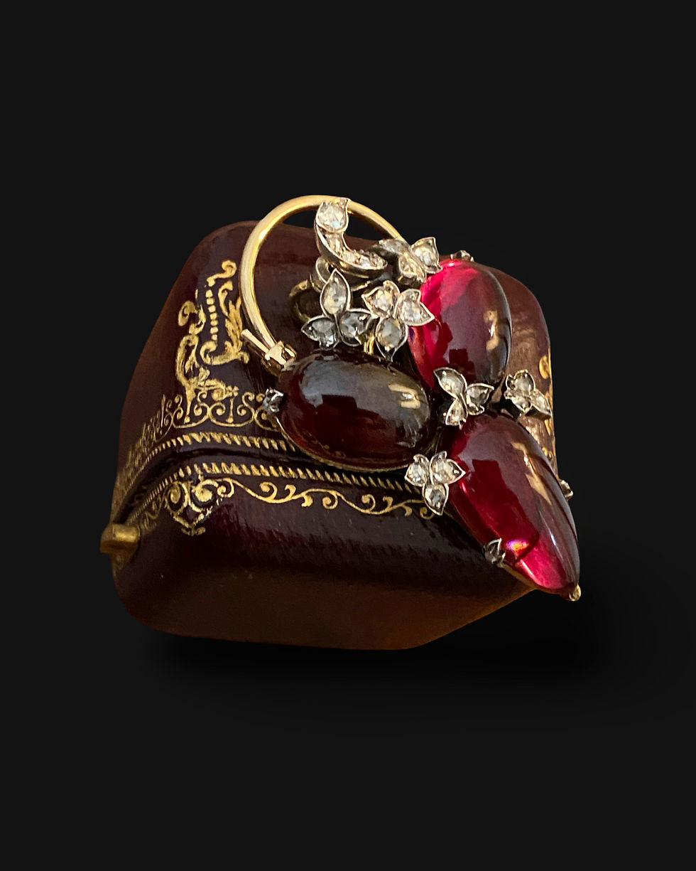 Thumbnail: Antique Cabochon Garnet And Diamond Padlock