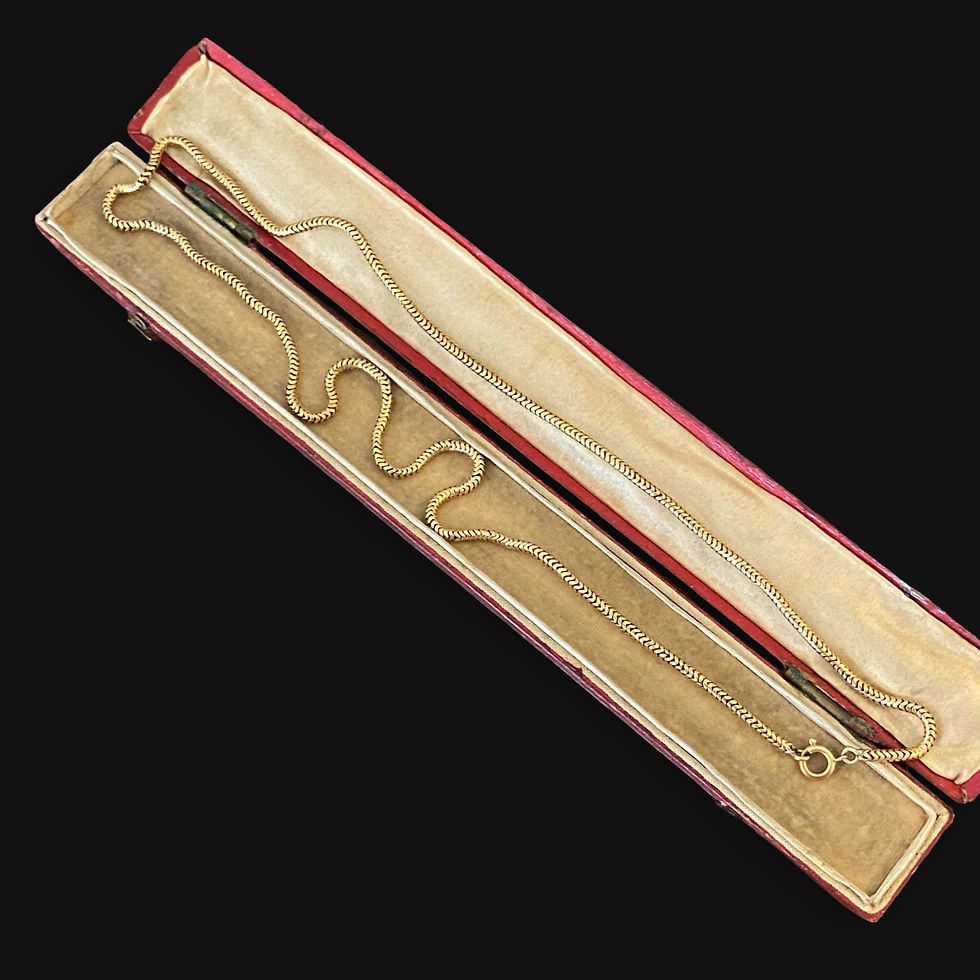 Thumbnail: Antique Mini 9 Carat Paperclip Chain 