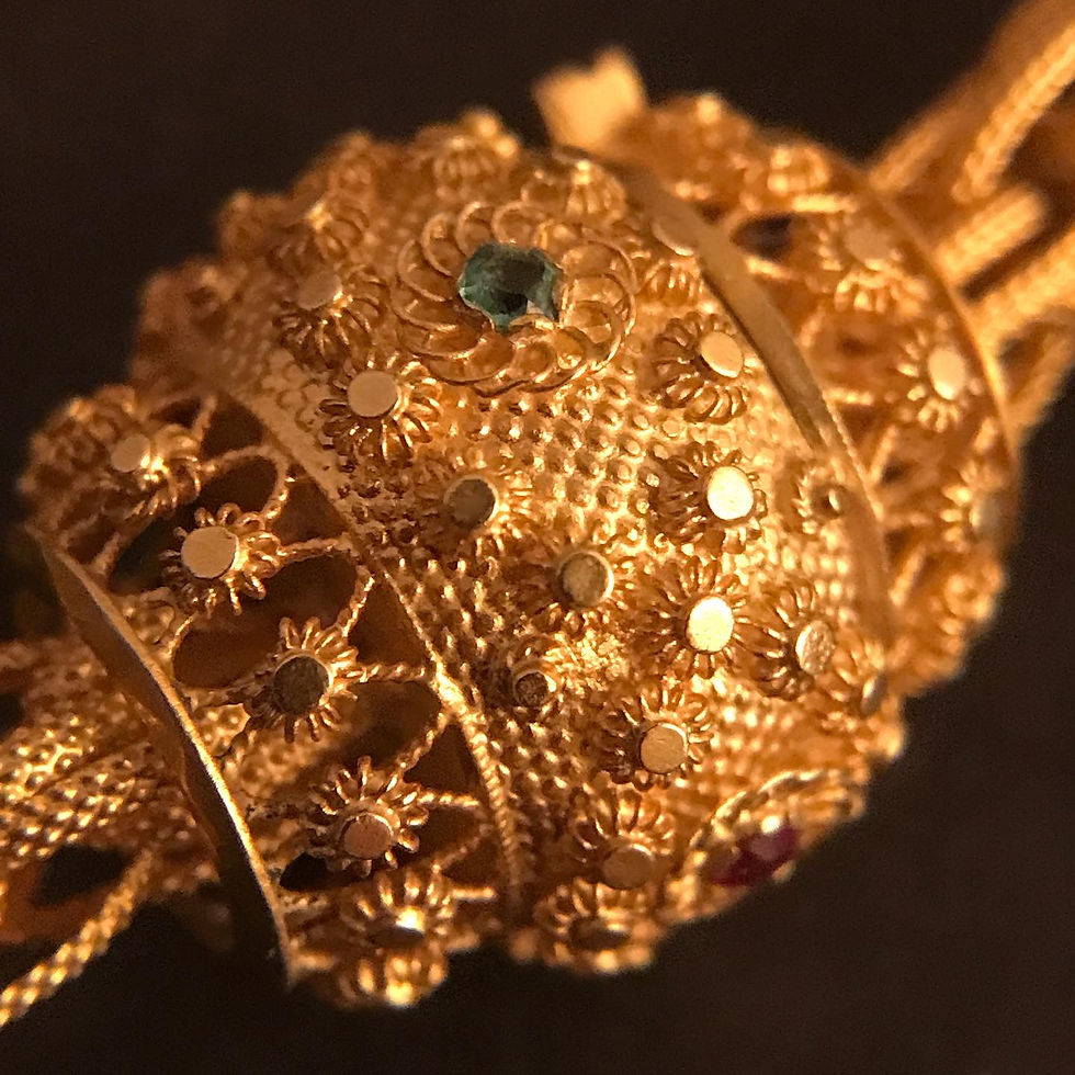 Thumbnail: Georgian 18 Carat Gold Chain 
