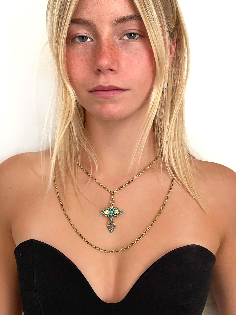 Thumbnail: Georgian Turquoise And Chrysoberyl Pendant/Brooch
