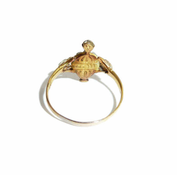 Thumbnail: Delicate Georgian 18 Carat Gold And Diamond Urn Ring