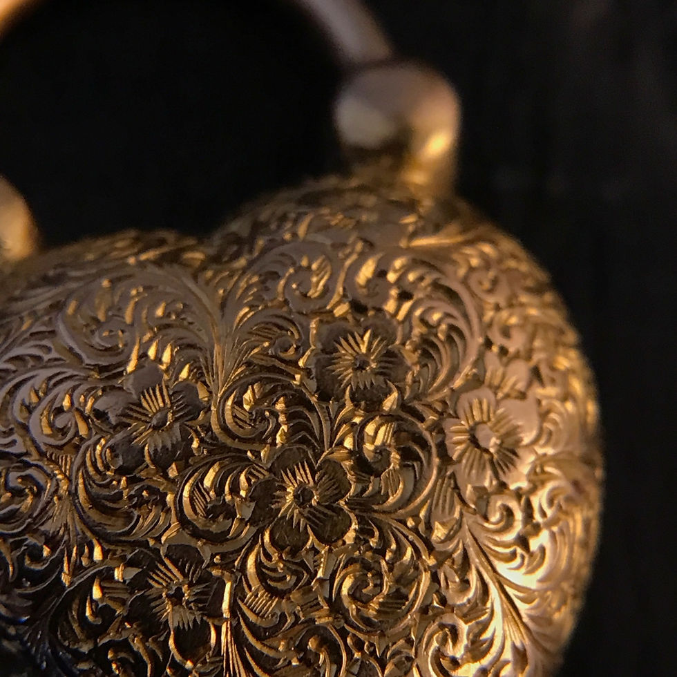 Thumbnail: Victorian 15 Carat Gold Heart Padlock Bracelet 