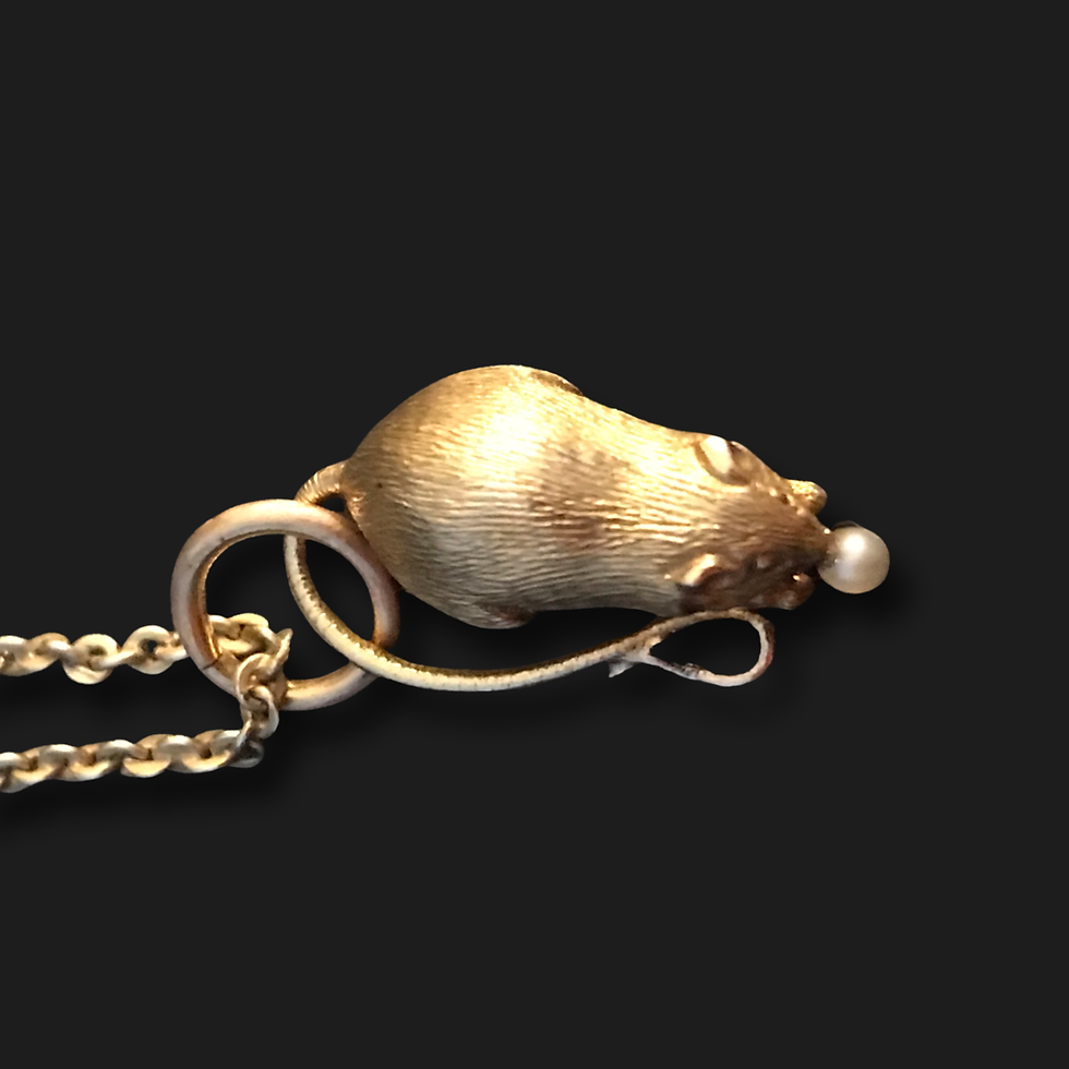 Thumbnail: Rare Thornhill Mouse Pendant 