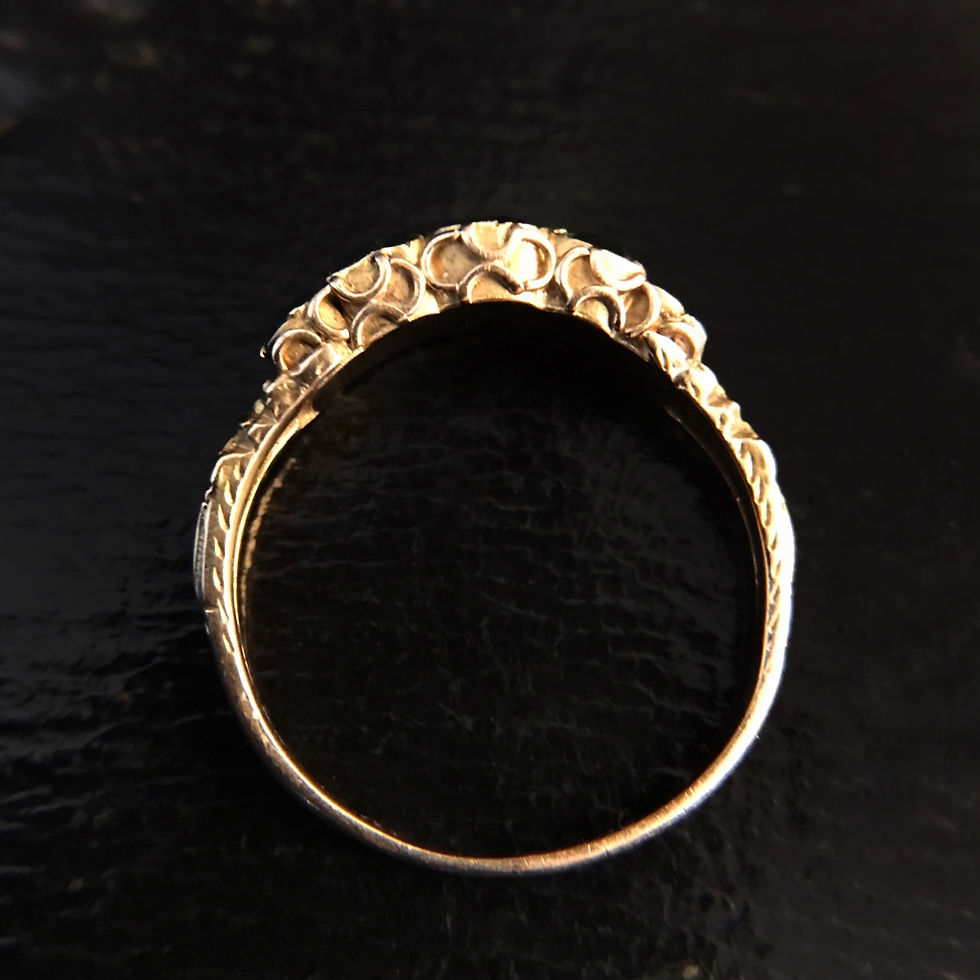 Thumbnail: Early Victorian Emerald Ring 