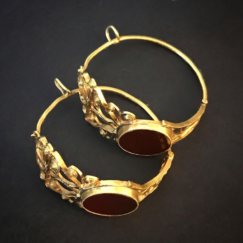 Thumbnail: Antique French Gold And Carnelian Earrings 