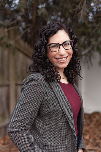 Stephanie Becker, RD, LDN standing outdoors, smiling