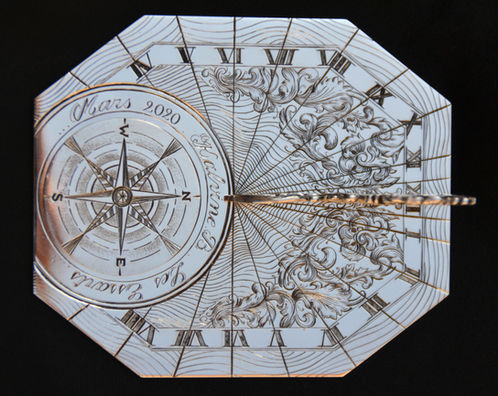 Objet d'art
Cadran solaire en argent
gravure et sculpture
Kalvine Création