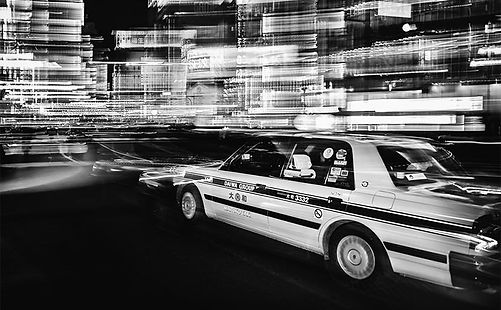 taxi_monochrome_free.jpg