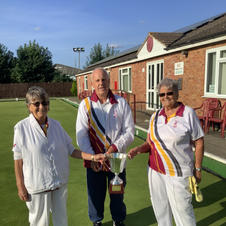 Ladies Pairs Winners
E.Heath.B. Willmott