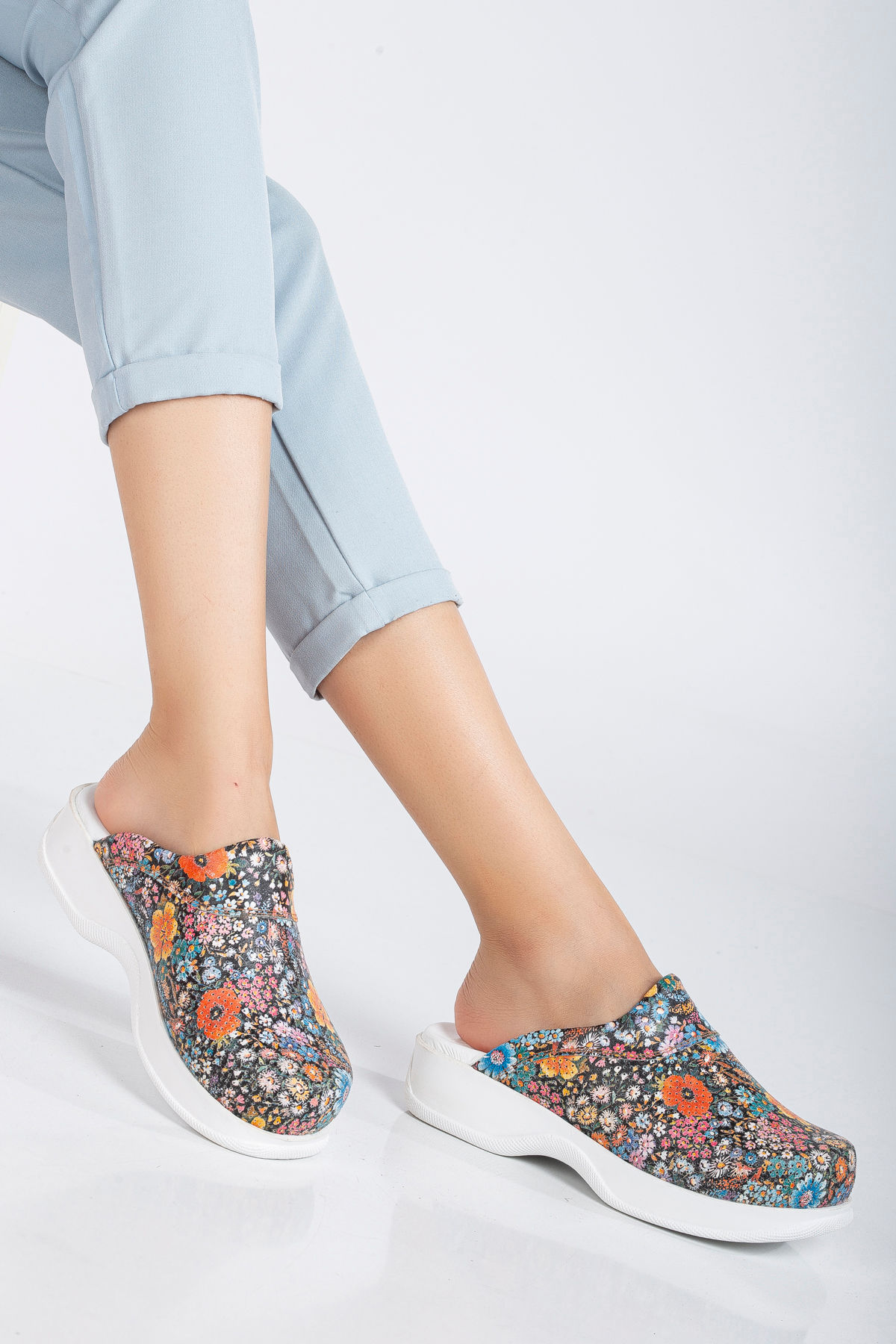 Desenli Hakiki Deri Ortopedik Blum Sabo Terlik