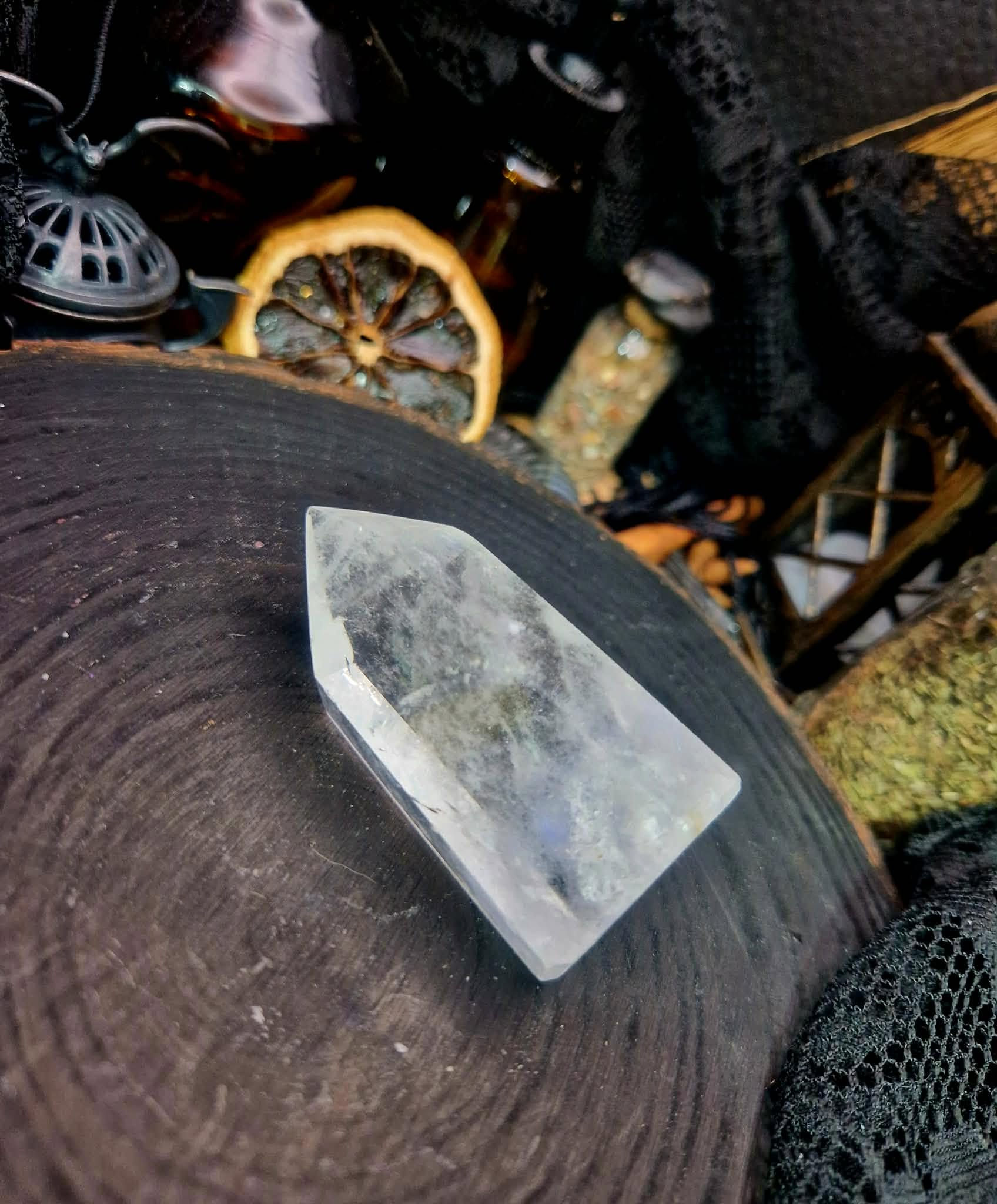Destock - pointe de cristal de roche (pièce unique)