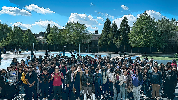 School Photo of staff and students