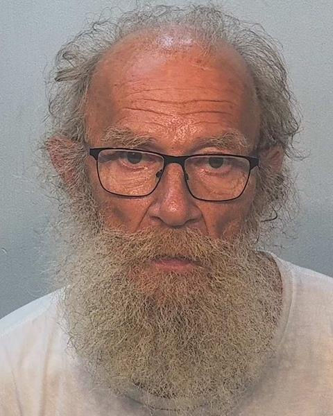 Alleged molester told victims' dad he was a doctor, court docs say