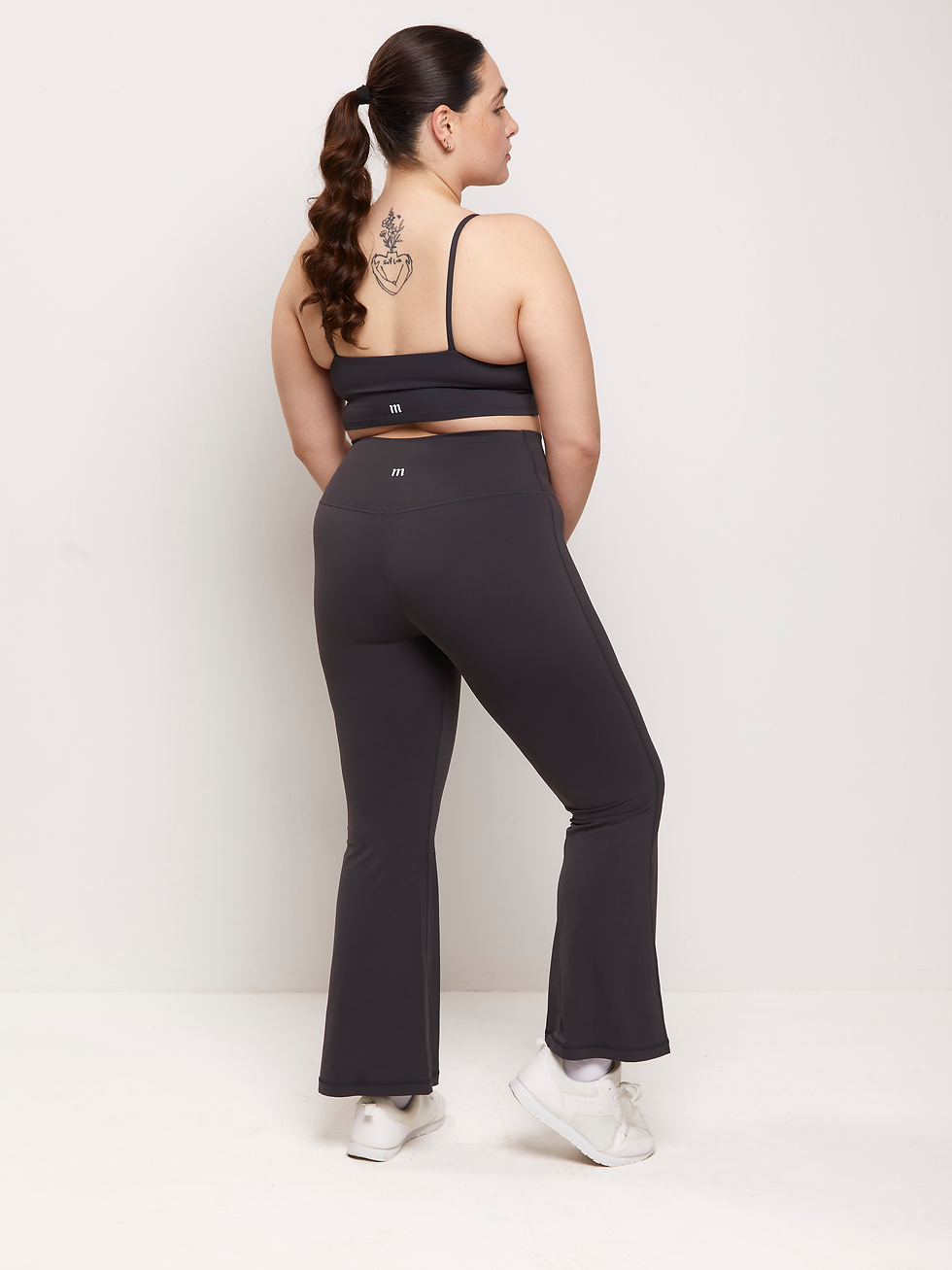 תמונה ממוזערת: טייץ פדלפון Fuji