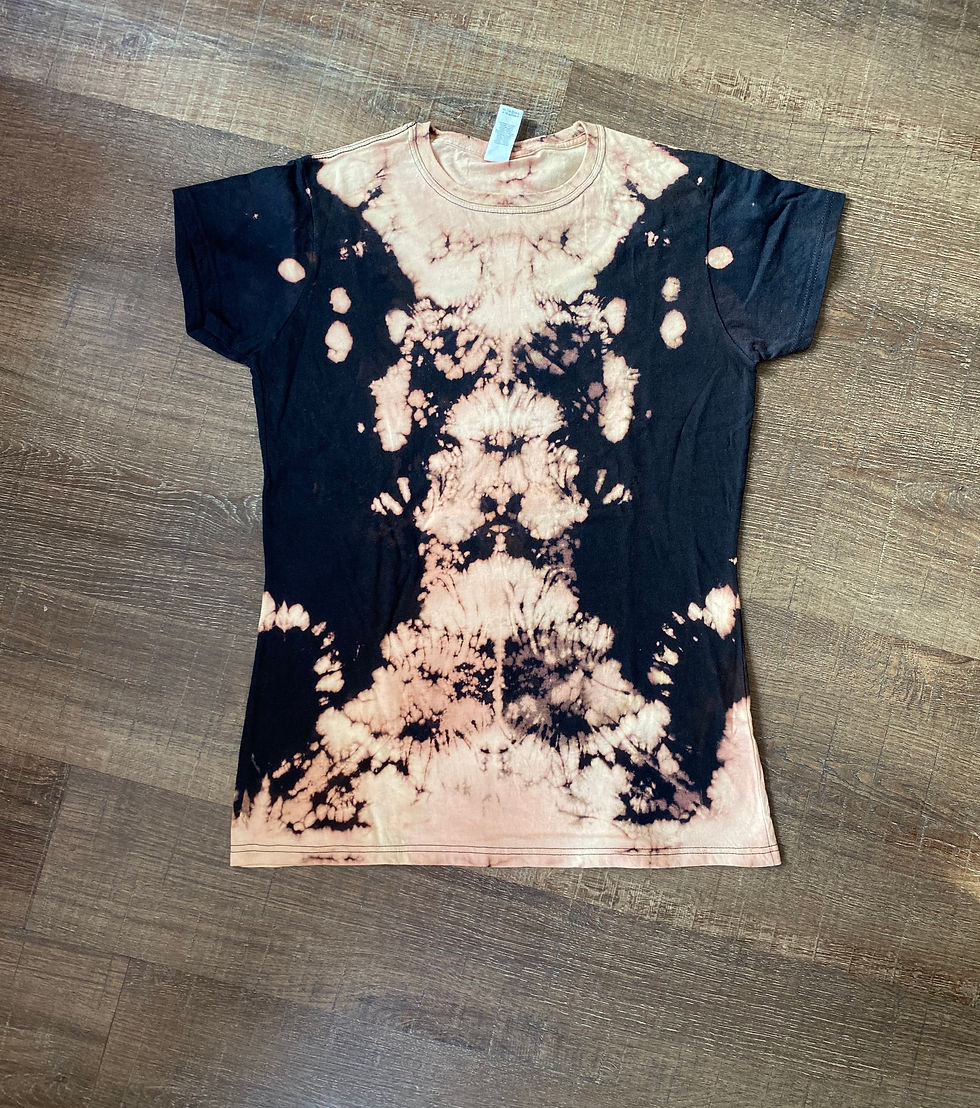 Thumbnail: Reverse Tie Dye Rorshach Design Shirt
