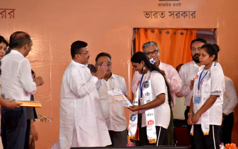 রাজ্যে শুরু সারভাইক্যাল ক্যান্সারের প্রতিষেধক টিকাকরণ, সরকারি হাসপাতালগুলিতে ‘লাইভ মনিটরিং’ চালু