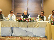 'বৃহত্তর কলকাতার ২৮টি আসনের মধ্যে ২০টি আসনই চাই'- নতুন বছরের জন্য শাহ বেঁধে দিলেন টার্গেট 