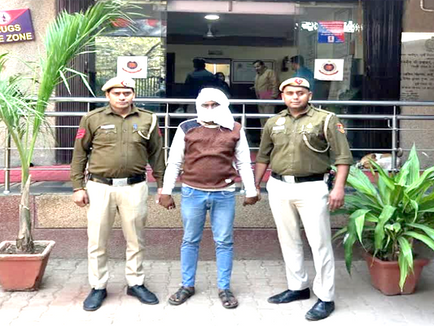 दिल्ली: उधार दिए पैसे वापस मांगे तो पत्थर से कुचल कर की हत्या