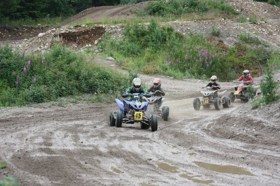 527882_10150904201440496_120104361_n