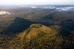 GirringunNP_MtFoxNP_MtFoxVolcanicCrater QPWS-WTMA perpetual licence © Steven Nowakowski_2.
