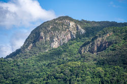 BarronGorgeNP_GlacierRock_Bunda Bulurru_QPWS-WTMA perpetual licence © Steven Nowakowski_1.