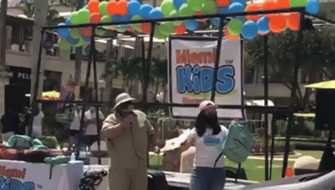 BacktoSchoolCelebration2020MiamiKidsMagazine-ezgif.com-video-to-gif-converter.gif
