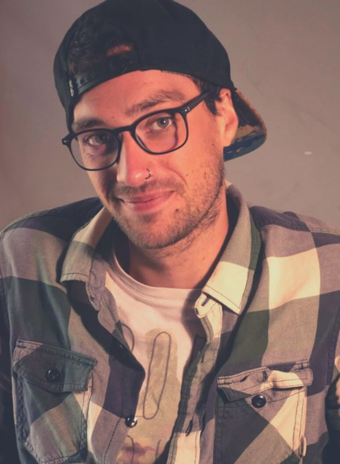 Antoine, animateur de soirées pour bars
