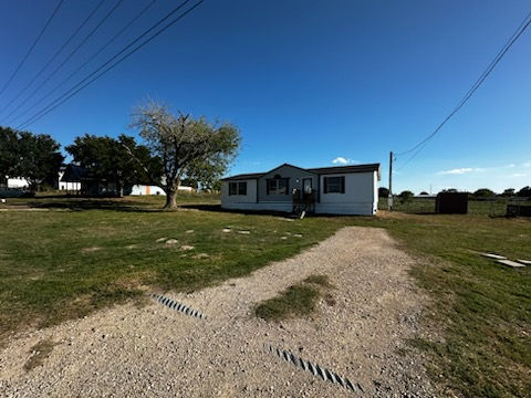 Thumbnail: 1212 Babylon Ln, Schulenburg, TX 78956