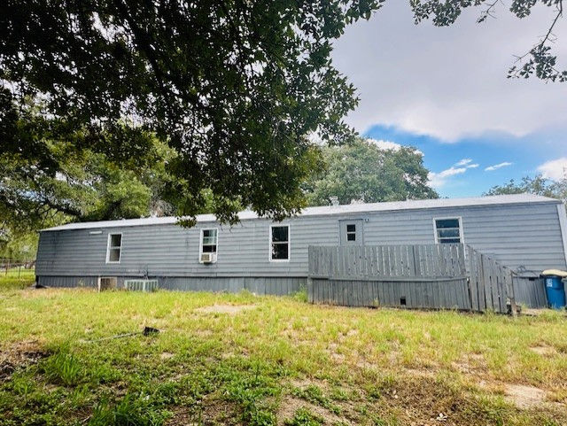 Thumbnail: 287 Hickory Hill Dr, La Vernia, TX 78121