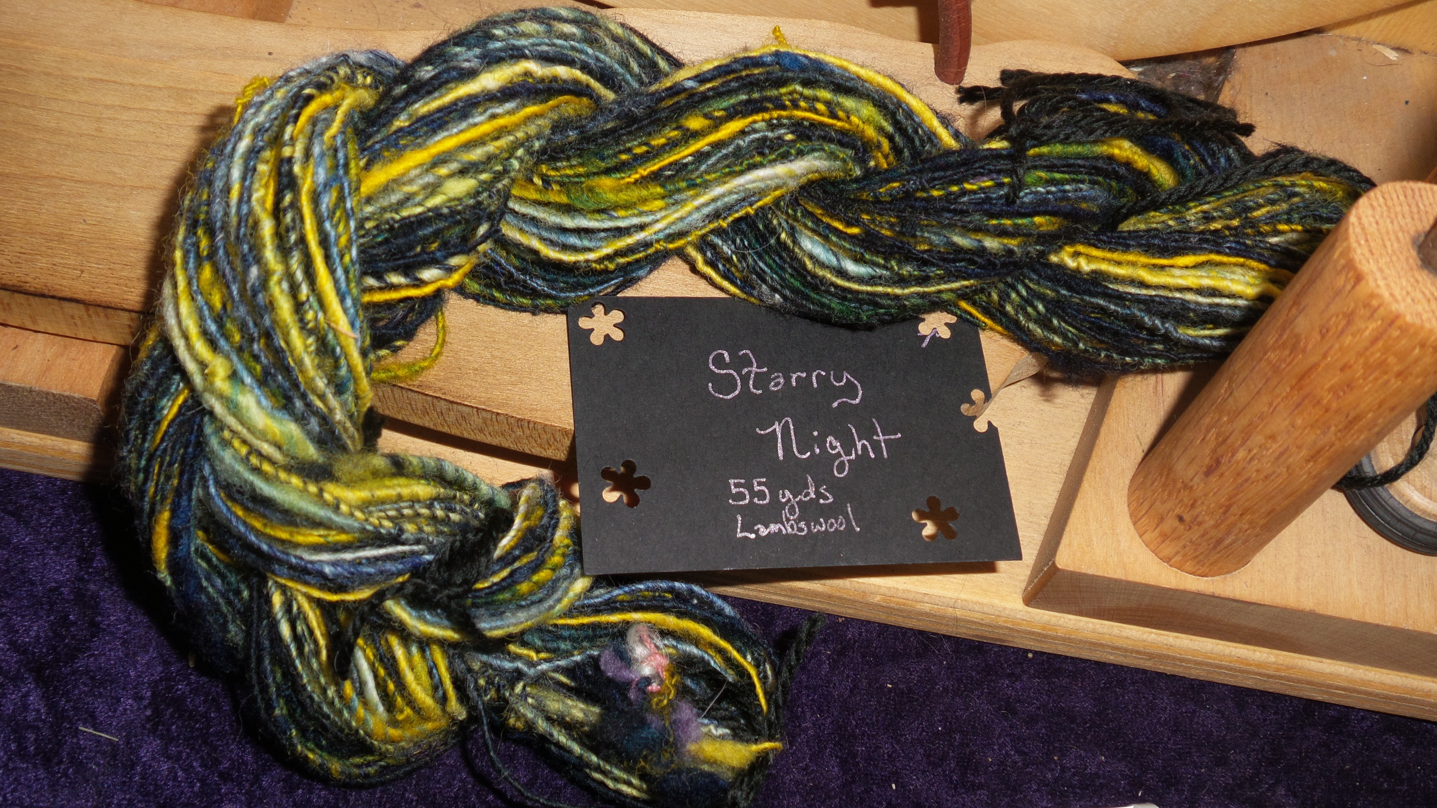 "Starry Night" 55 yards fingering 100% lambswool