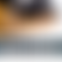 En ventes des lustres et luminaires de bonnes qualité disponibles.