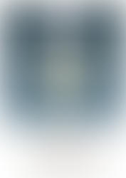 En ventes des lustres et luminaires de bonnes qualité disponibles.