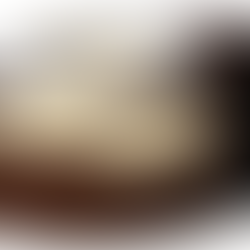 En ventes des lustres et luminaires de bonnes qualité disponibles.