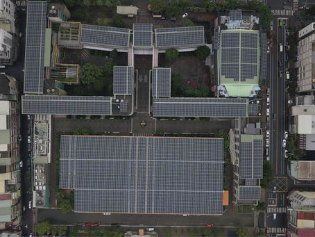 屋頂、球場都能設太陽光電 台南明年校園發電可供4.4萬戶用電