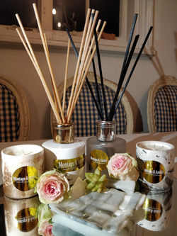 grey crisscross sq dish on mirror