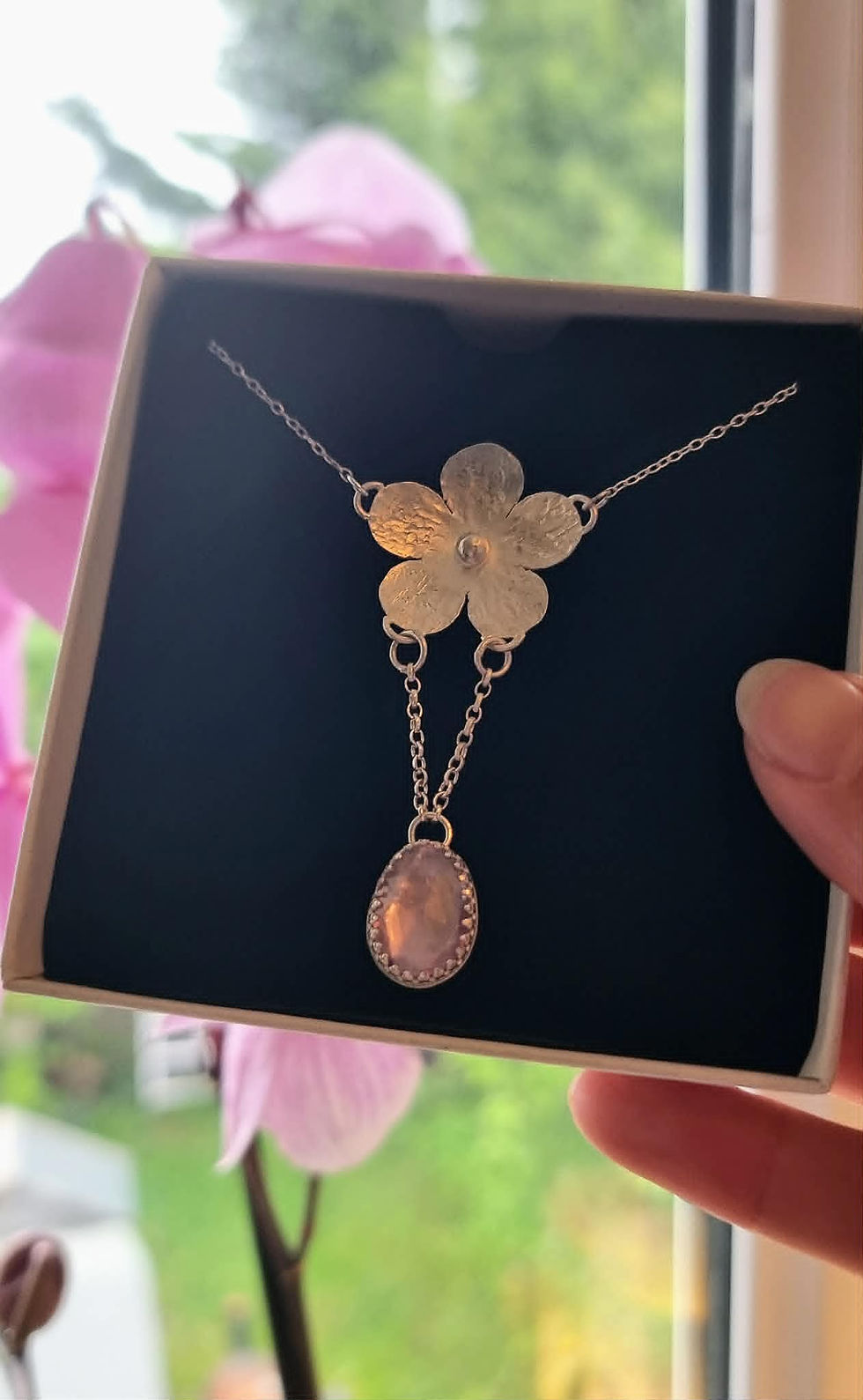 Thumbnail: Amethyst Blossom